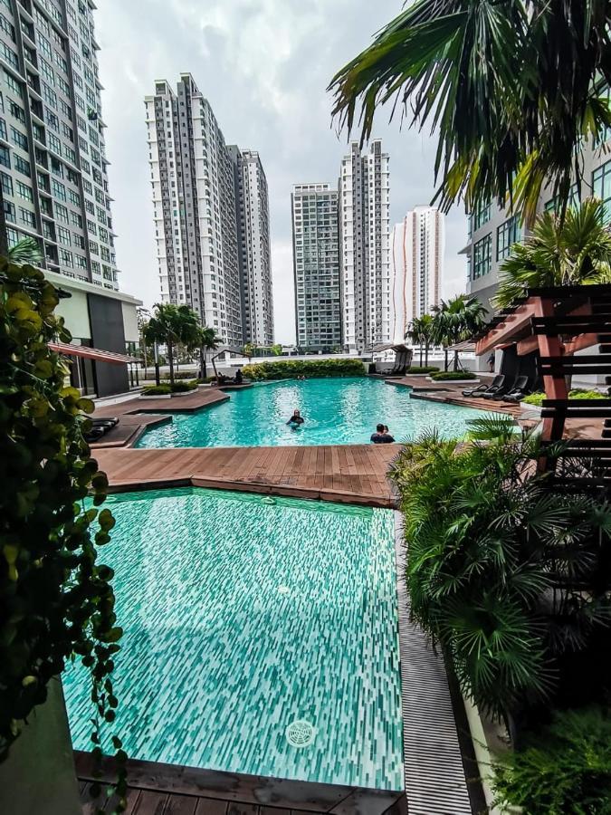 Conezion Residence Putrajaya Nearby Ioi City Mall Экстерьер фото